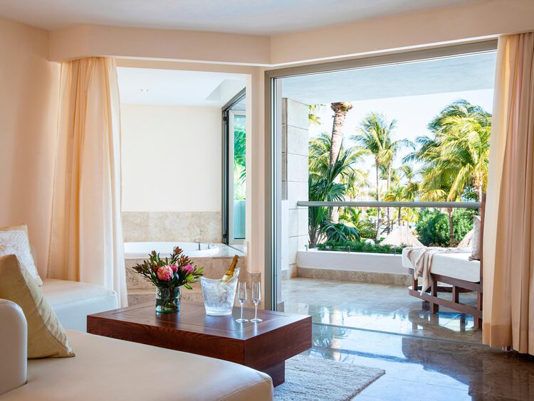 Luxury Hotel Suites In Cancun Mexico Excellence Playa Mujeres