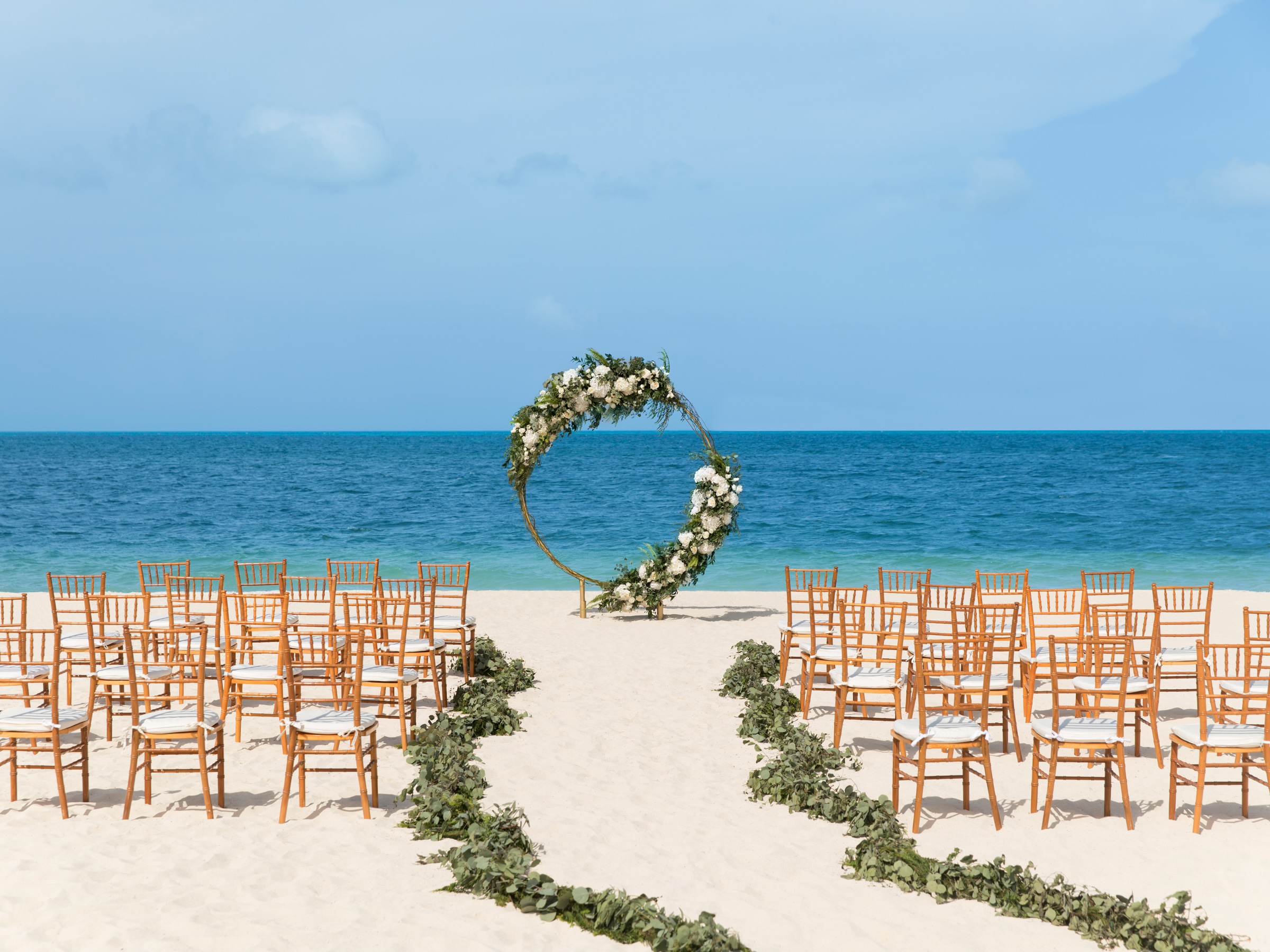 Vacances-mariage en bord de mer dans un centre de villégiature à Cancun
