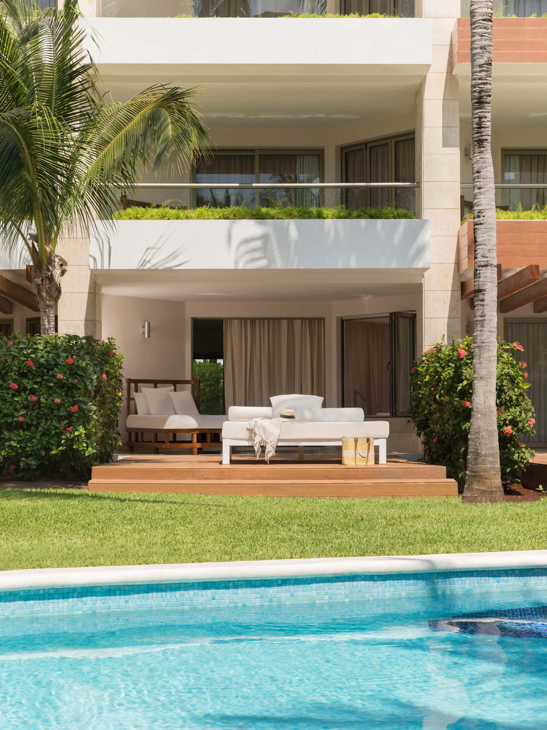 Swim-Up Suite in Cancun